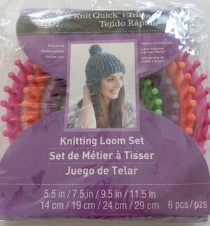 New KNITTING LOOM SET